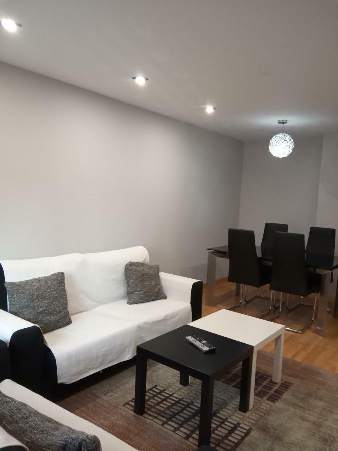 Apartamento Los Lirios Logroño Exterior foto
