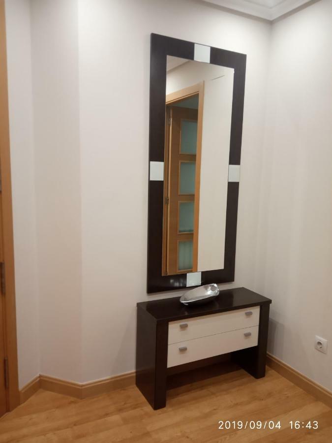 Apartamento Los Lirios Logroño Exterior foto